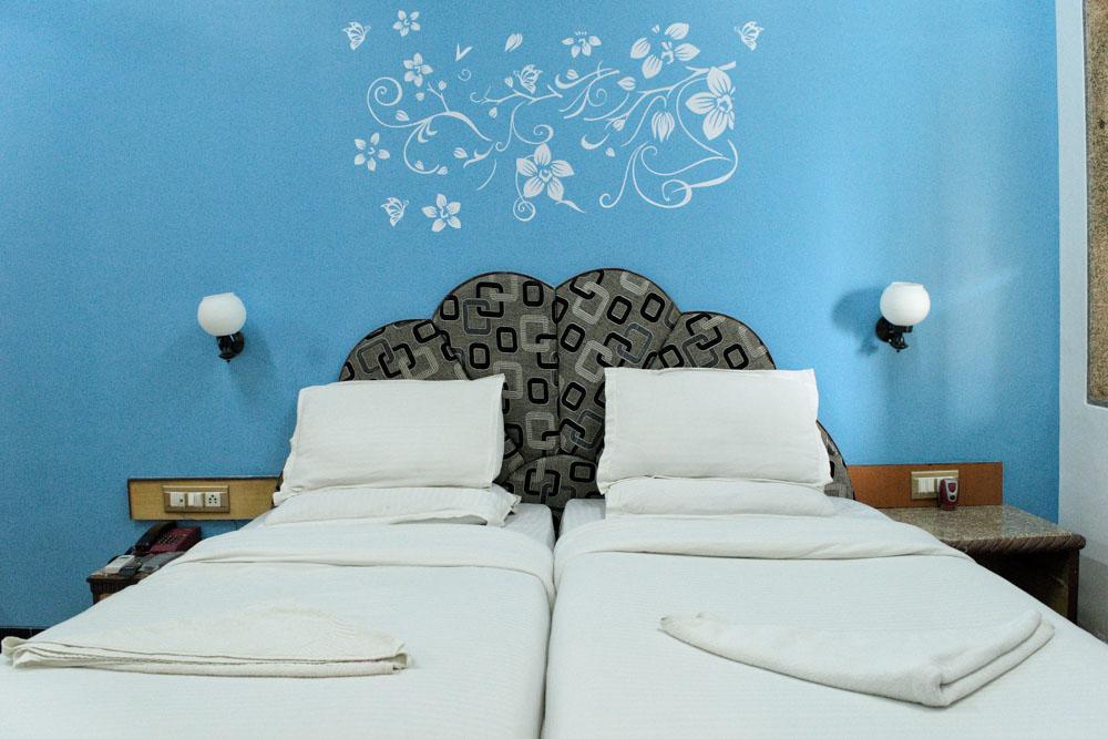 Hotel Imperial Executive, Andheri Mumbai Exterior photo