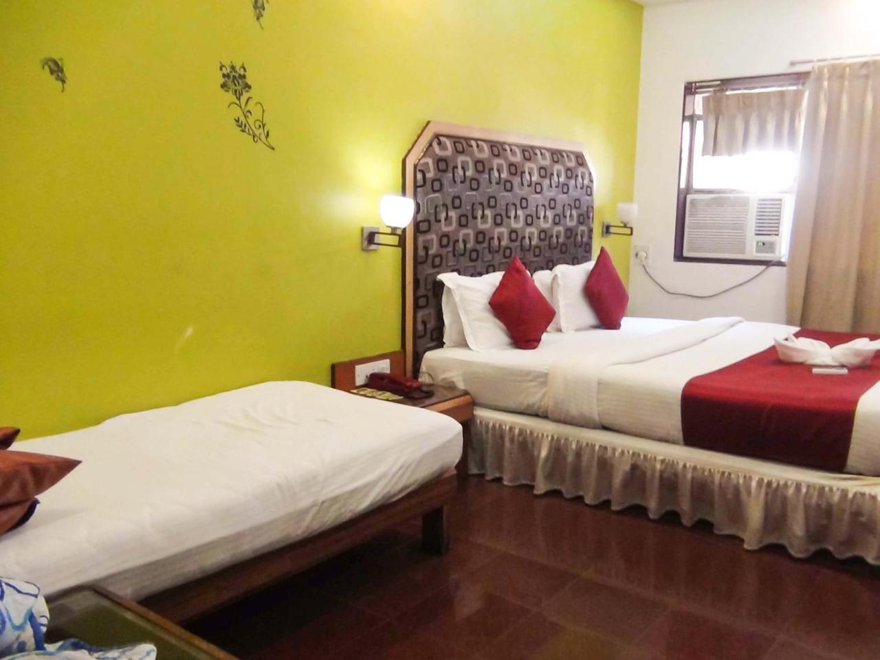 Hotel Imperial Executive, Andheri Mumbai Exterior photo