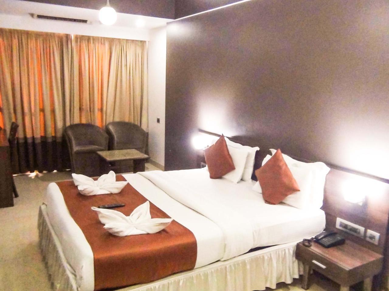 Hotel Imperial Executive, Andheri Mumbai Exterior photo